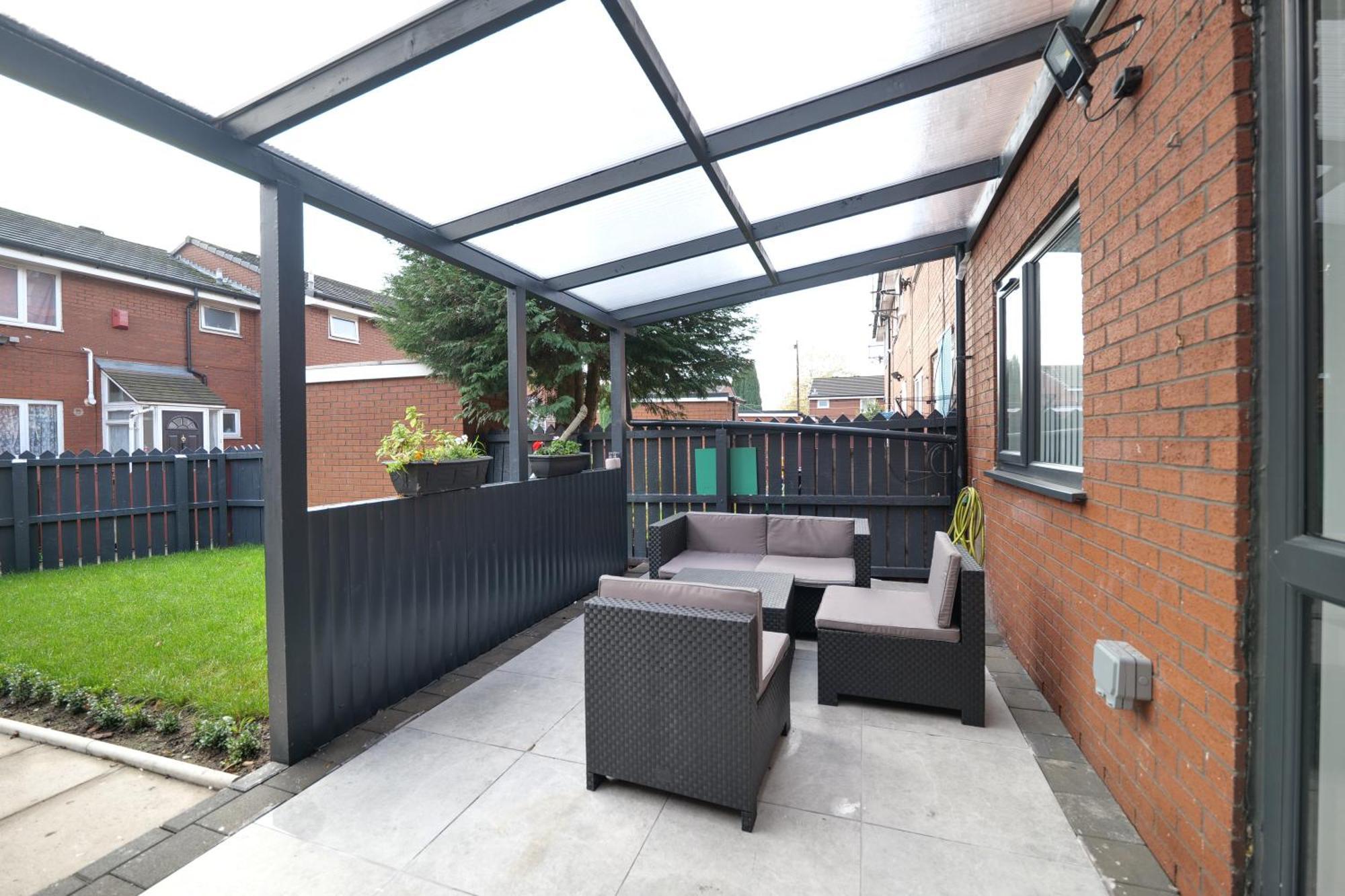 Downtown Cozy House In Manchester Exterior photo